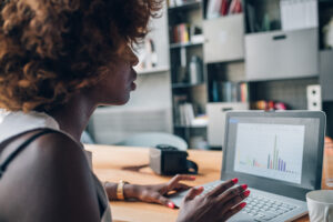 Girl working at computer - How Baoba is revolutionizing insurtech